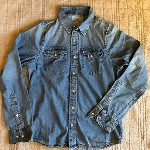 Hollister M Chambray Denim Long-sleeve Button up